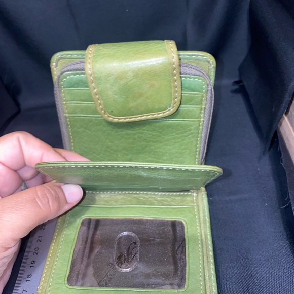 Green Leather Wallet - Picture 3 of 8